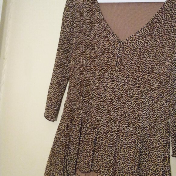CC Blouse S 3/4 Sleeve Soft Stretch Ribbed Asymmetrical Animal Print Brown Black - Picture 4 of 15